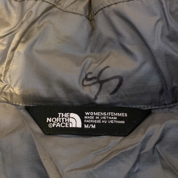 North Face® $100 off❤️Ladies Thermoball™ Trekker Jacket - Picture 8 of 12